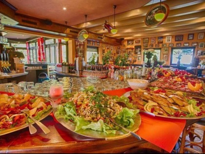 照片: Fodys F&amp;auml;hrhaus 